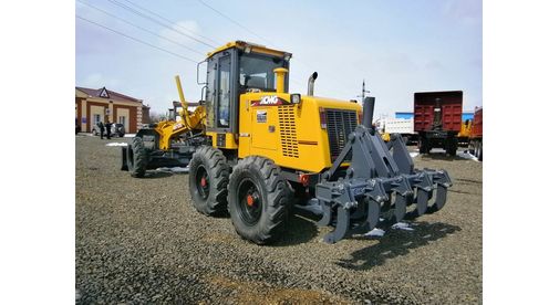 Автогрейдер XCMG GR135