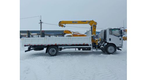 Бортовой автомобиль ISUZU с КМУ QL1120AJLAY Бортовой автомобиль ISUZU с КМУ QL1120AJLAY