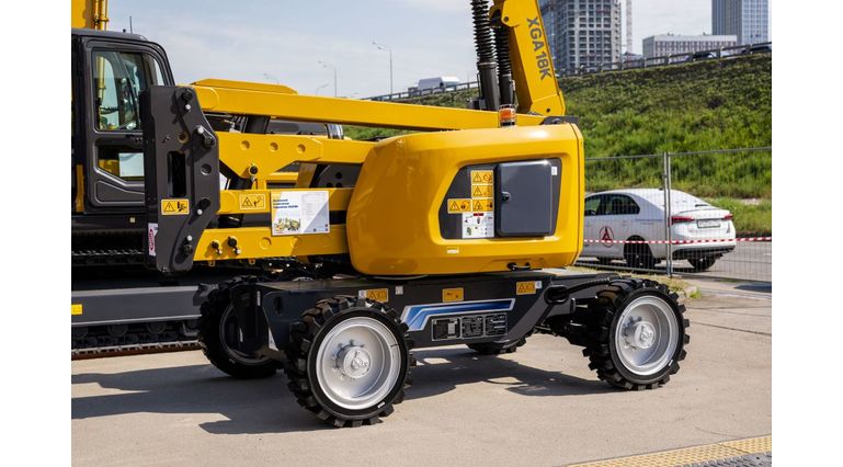 Подъемник коленчатый дизельный XCMG XGA18K Подъемник коленчатый дизельный XCMG XGA18K